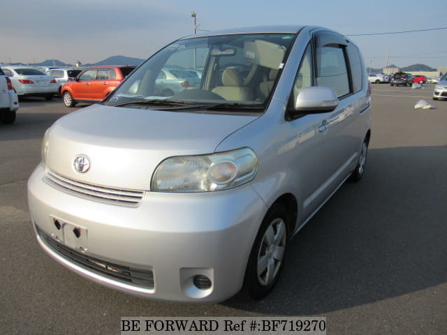 TOYOTA Porte