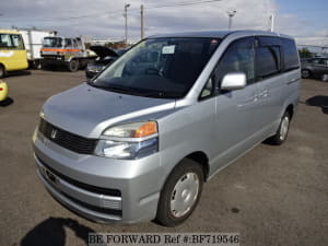 Used 2002 TOYOTA VOXY BF719546 for Sale