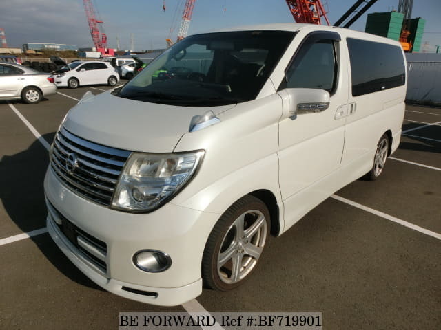 NISSAN Elgrand