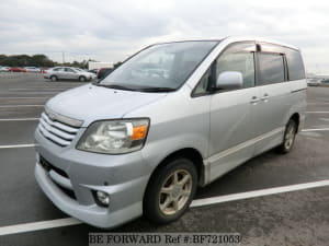 Used 2002 TOYOTA NOAH BF721053 for Sale