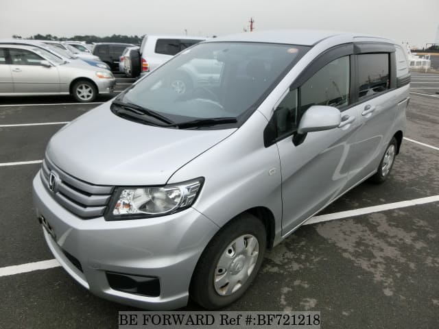 HONDA Freed Spike