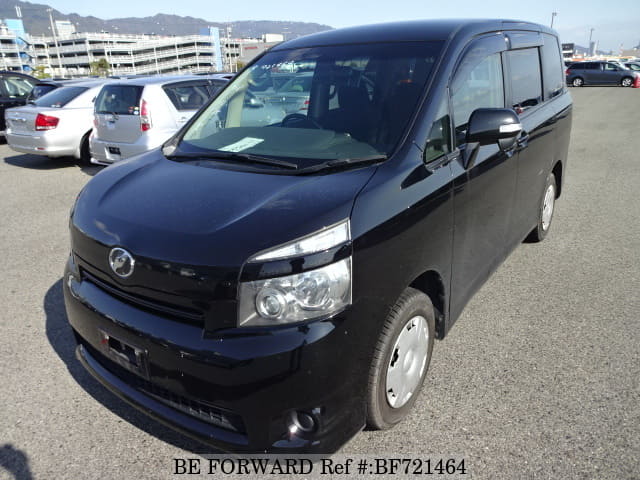 Toyota voxy 2008