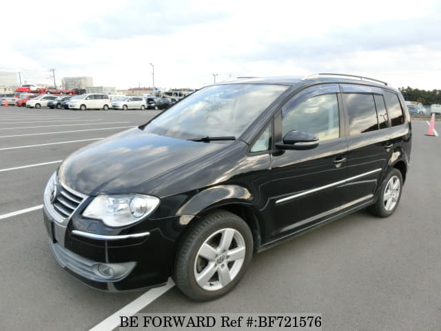 VOLKSWAGEN Golf Touran