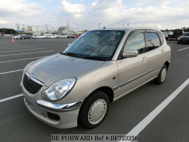 Toyota duet 2002