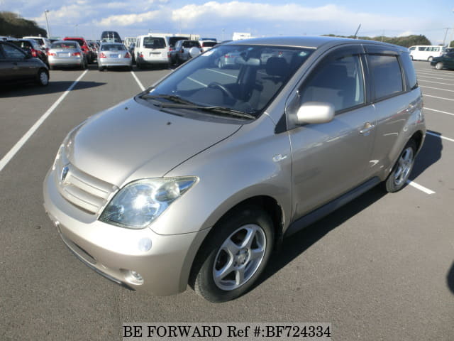 TOYOTA IST