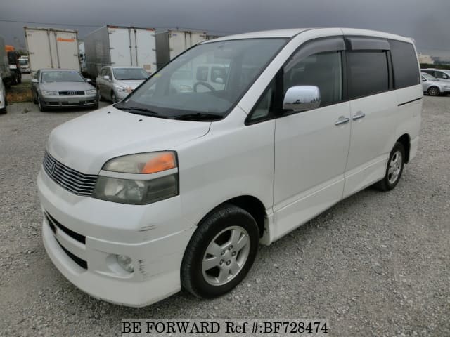 Toyota voxy 2003