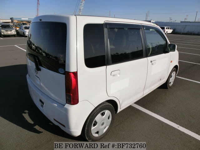 Nissan otti 2012