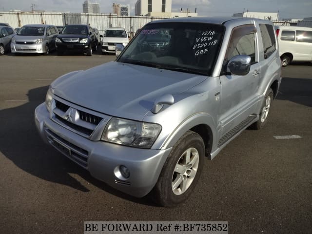 MITSUBISHI Pajero