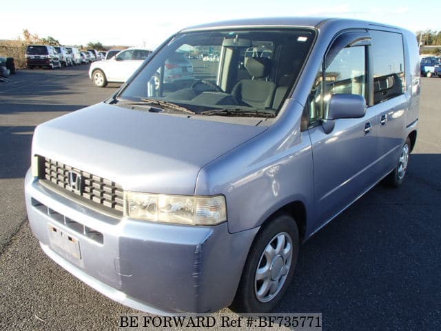 Honda mobilio spike 2002