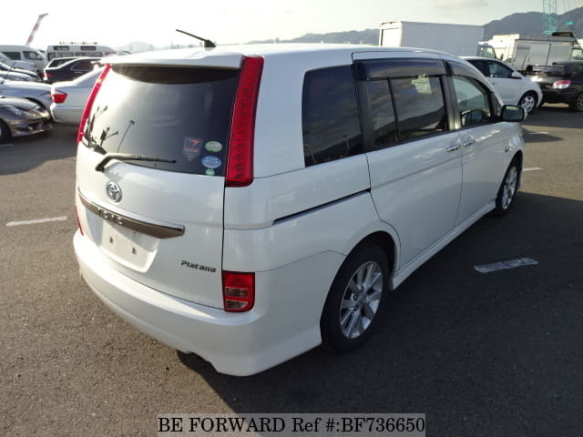 Toyota isis 2009