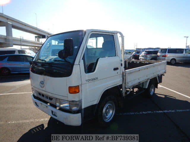 TOYOTA Toyoace