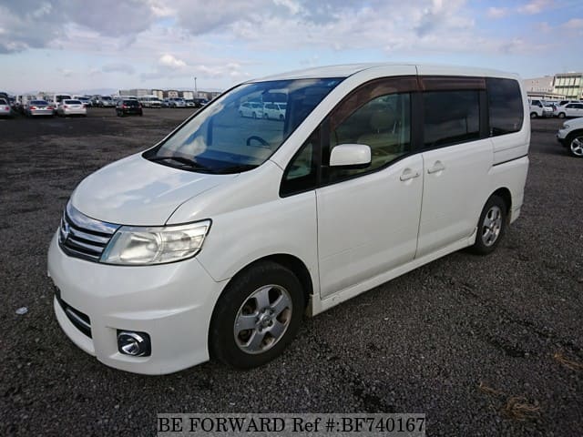 Nissan serena 2007