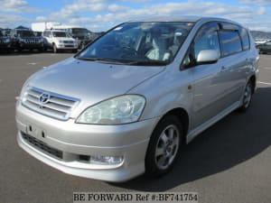 Used 2002 TOYOTA IPSUM BF741754 for Sale