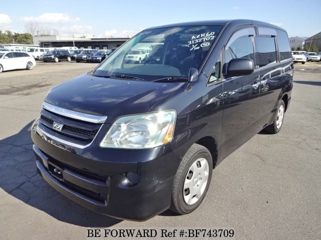 Toyota noah 2007