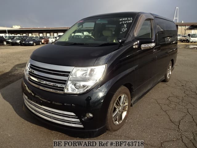 NISSAN Elgrand