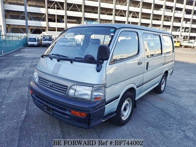 TOYOTA Hiace Wagon