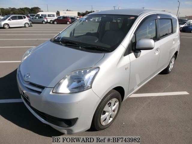 TOYOTA Passo Sette