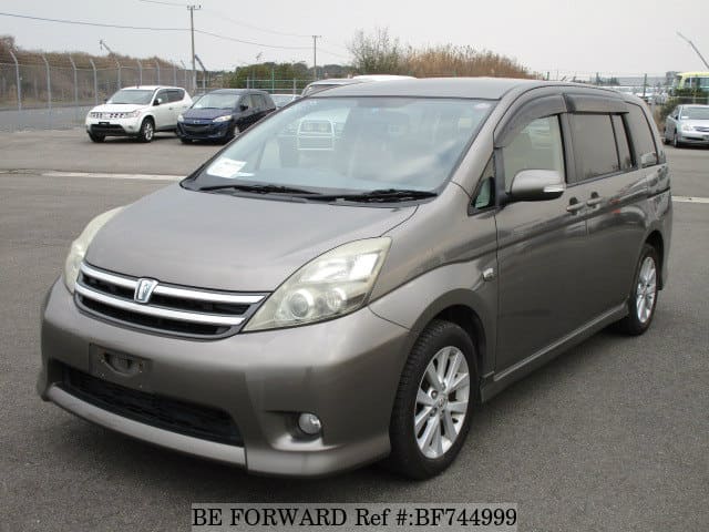 Toyota isis 2008