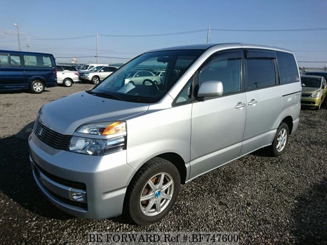 Toyota voxy 2002