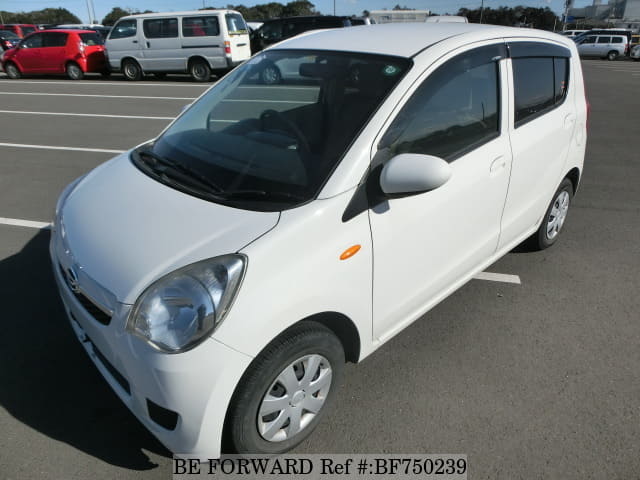 DAIHATSU Mira