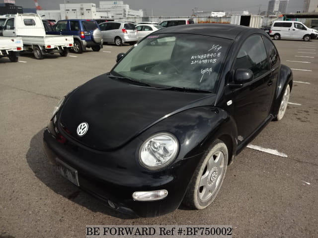 VOLKSWAGEN New Beetle