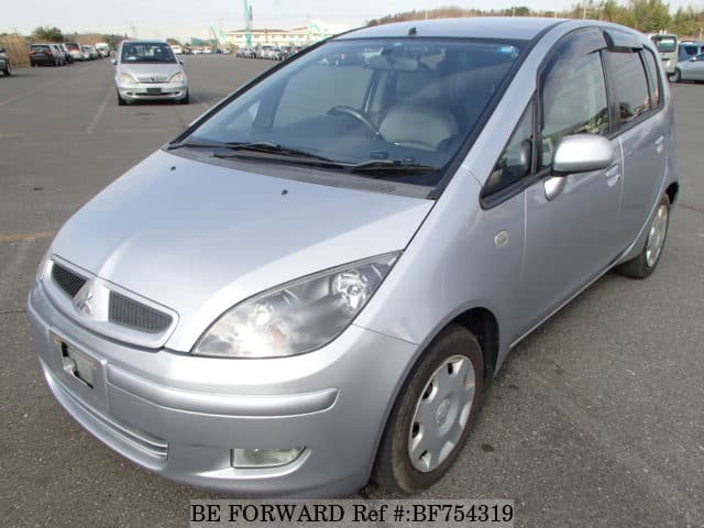Mitsubishi colt 2003 года