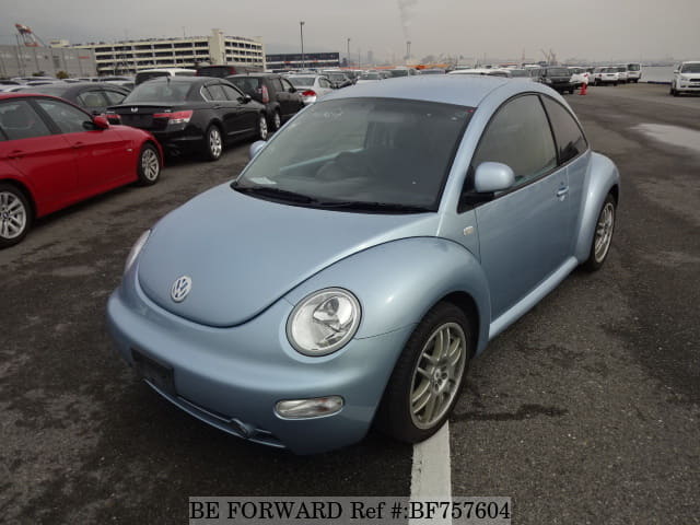 VOLKSWAGEN New Beetle