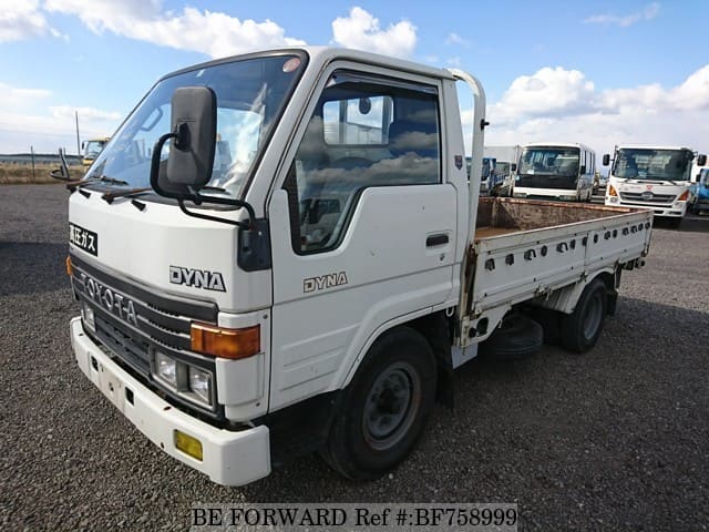 TOYOTA Dyna Truck