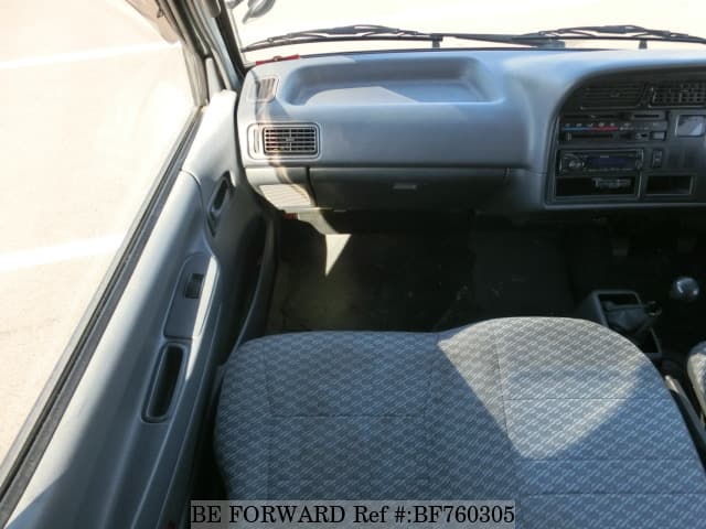 Used 2002 TOYOTA HIACE VAN DX GL PACKAGE/GE-RZH112K for Sale