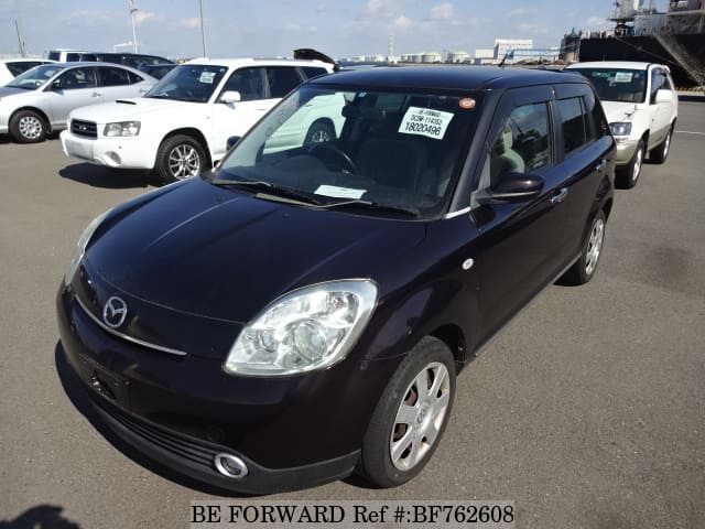 Mazda verisa 2005