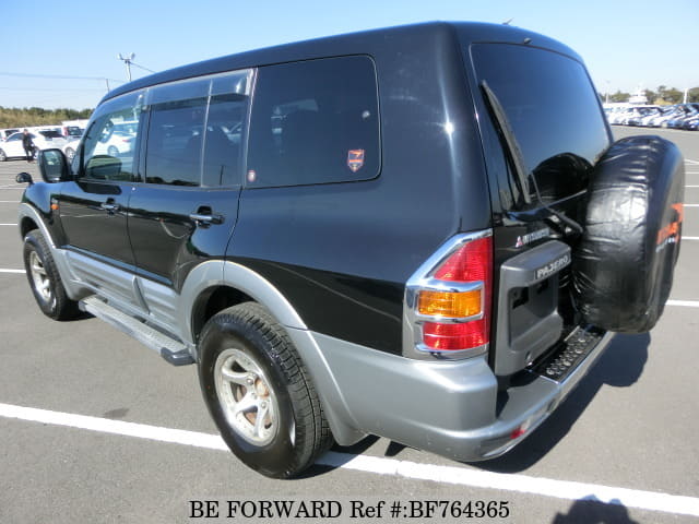 Mitsubishi pajero v75w