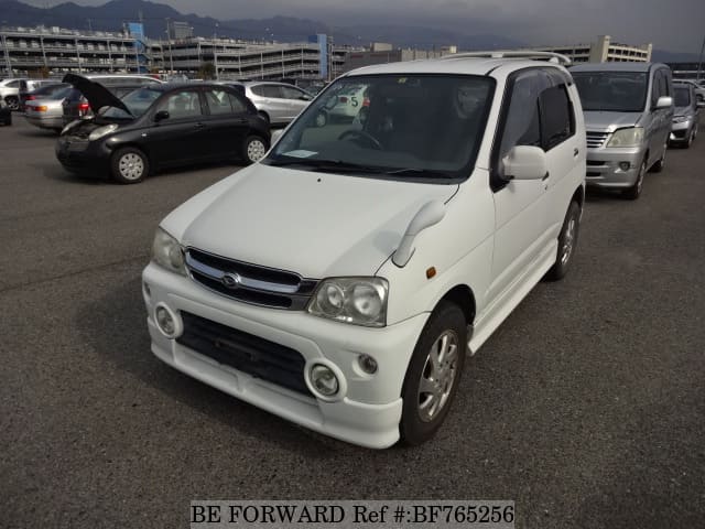 DAIHATSU Terios Kid