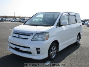 Used 2005 TOYOTA NOAH BF767158 for Sale