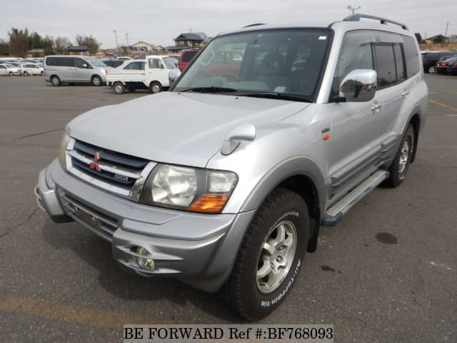 MITSUBISHI Pajero