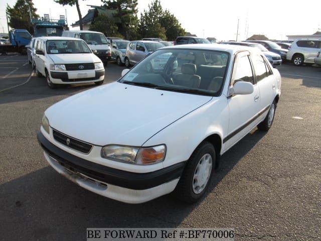 TOYOTA Corolla Sedan