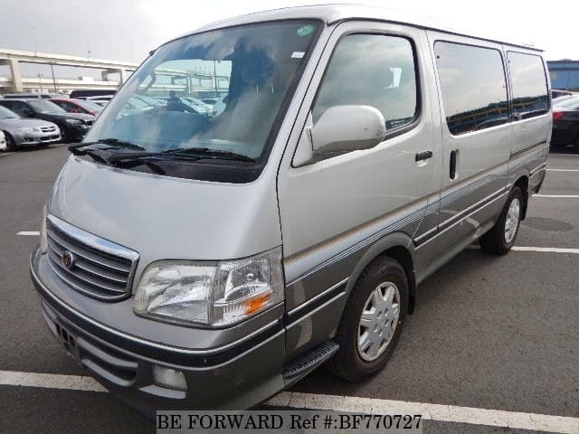 TOYOTA Hiace Wagon