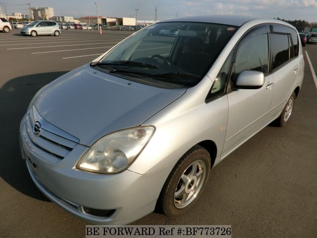 TOYOTA Corolla Spacio