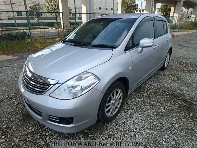 Nissan tiida axis