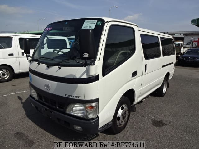 Toyota toyoace 2003