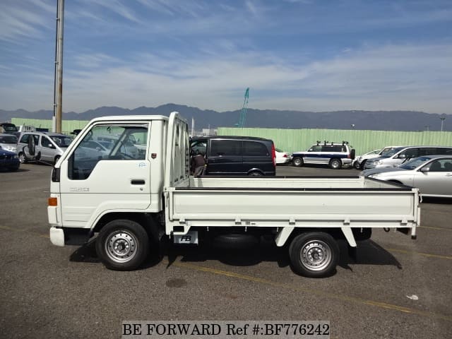 Toyota hiace lh80