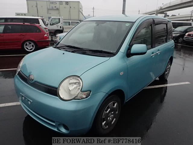 TOYOTA Sienta