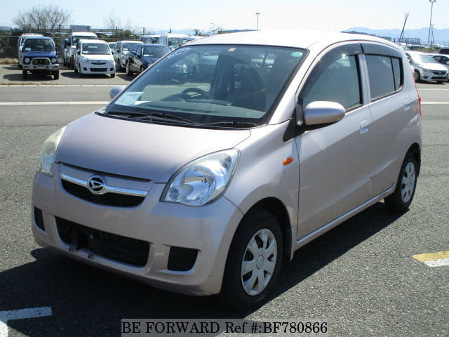 DAIHATSU Mira