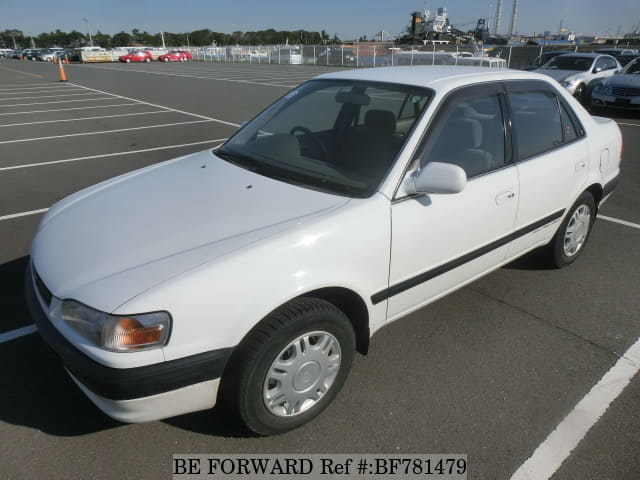 TOYOTA Corolla Sedan