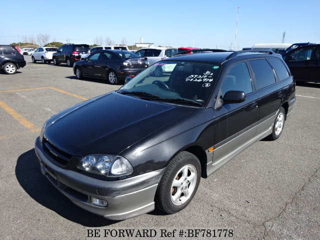 TOYOTA Caldina