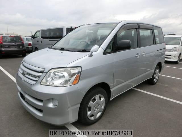 Toyota noah 2007