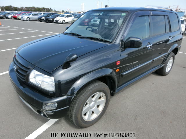 SUZUKI Grand Escudo