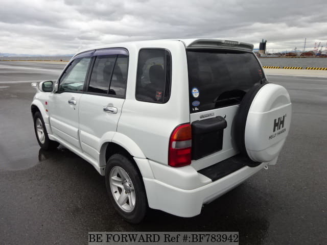 Suzuki Escudo Helly Hansen Suzuki Escudo Helly Hansen