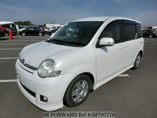 Toyota sienta 2007