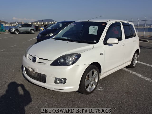Mazda demio 2005
