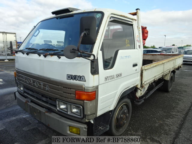 Тойота dyna 1990
